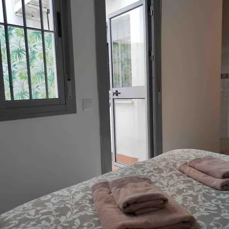 Puente Triana Apartment Seville